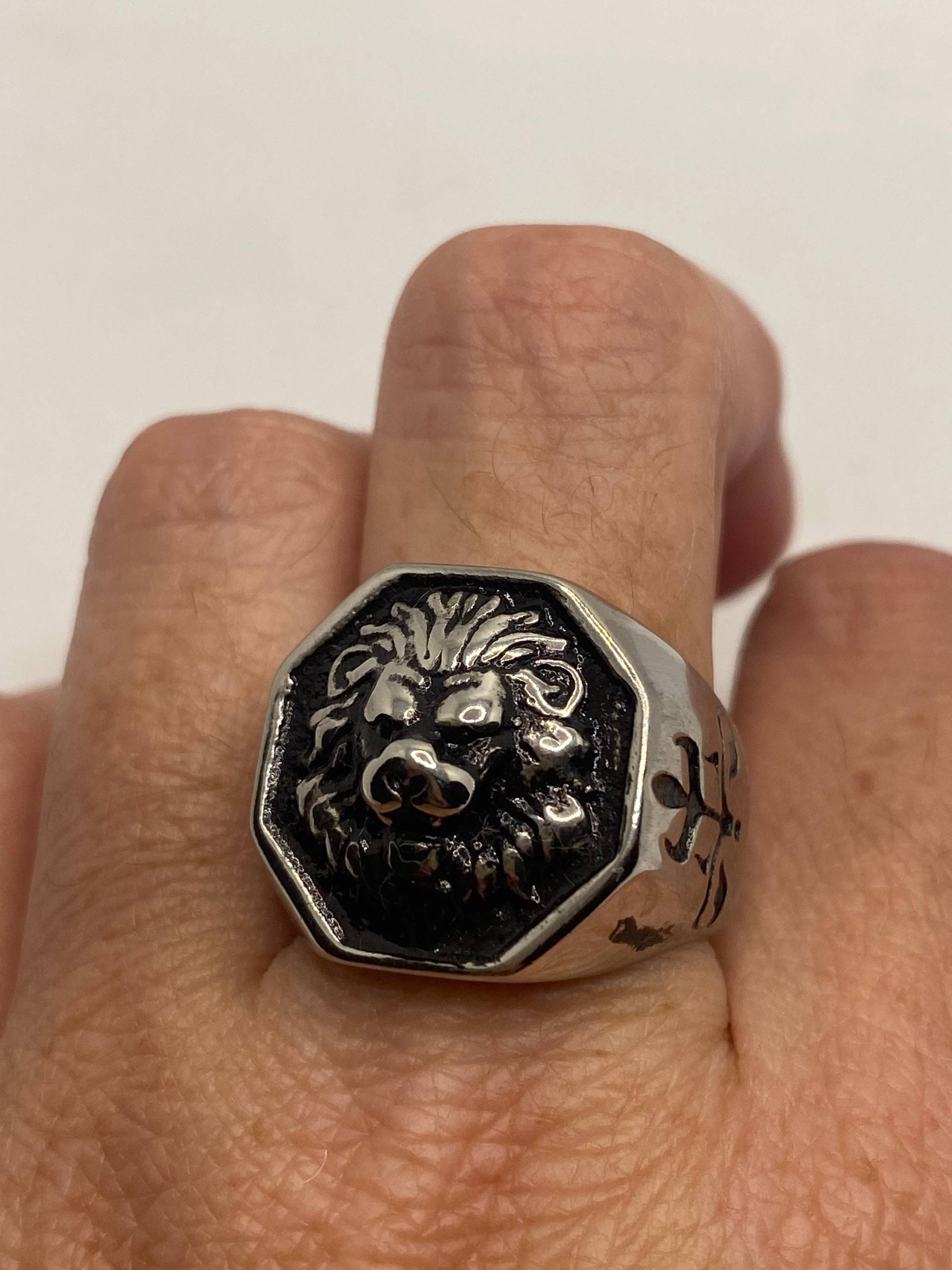 Vintage Gothic Silber Edelstahl Löwenkopf Herren Ring von NemesisJewelryNYC