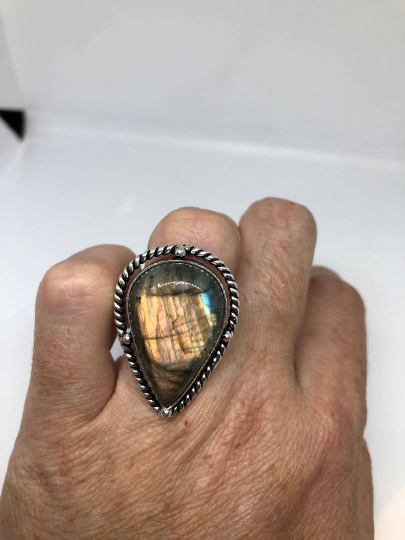 Vintage Großer Labradorit Regenbogen Mondstein Stein Silber Ring von NemesisJewelryNYC