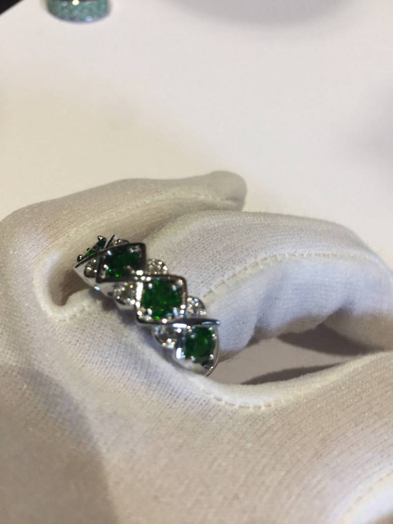 Vintage Grün Chrom Diopsid Filigrane Einstellung Sterling Silber Gothic Ring von NemesisJewelryNYC