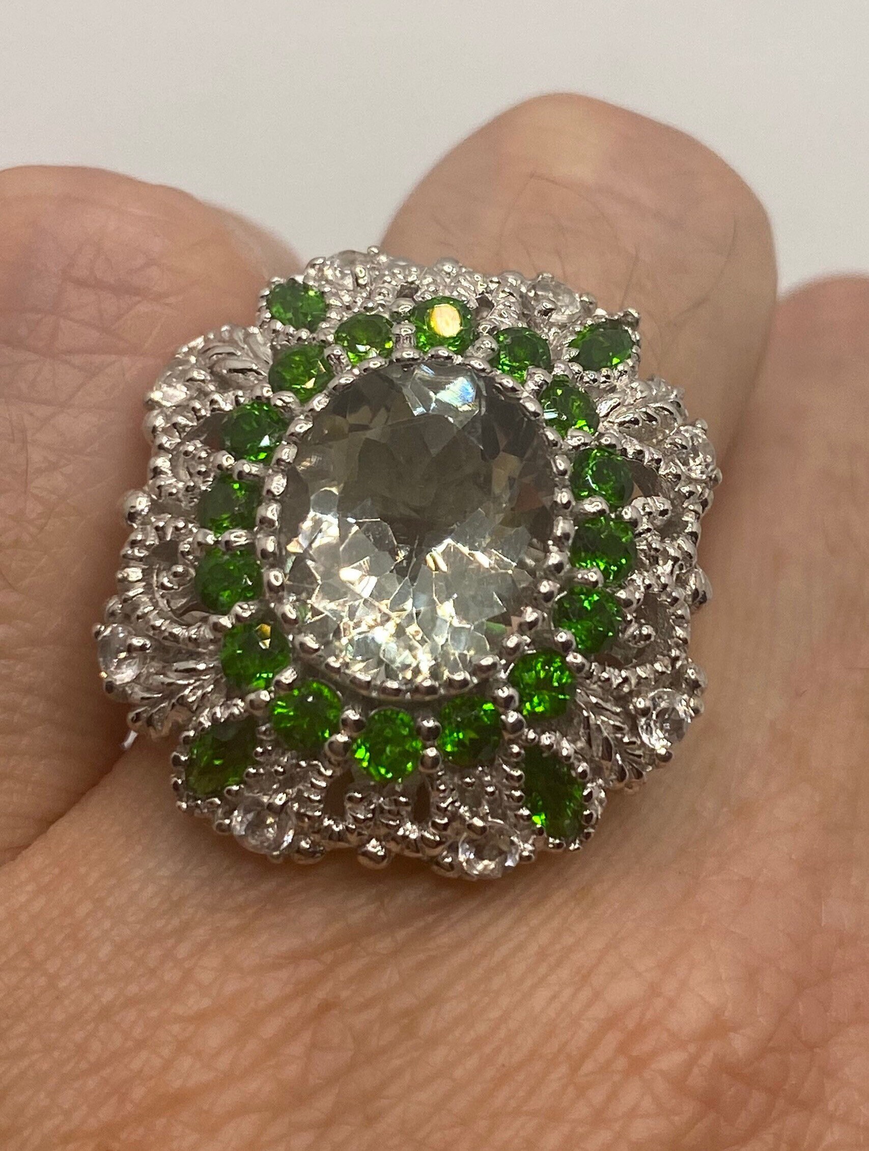 Vintage Grüner Amethyst, Crome Diopside Und Weißer Saphir 925 Sterling Silber Cocktail Ring von NemesisJewelryNYC