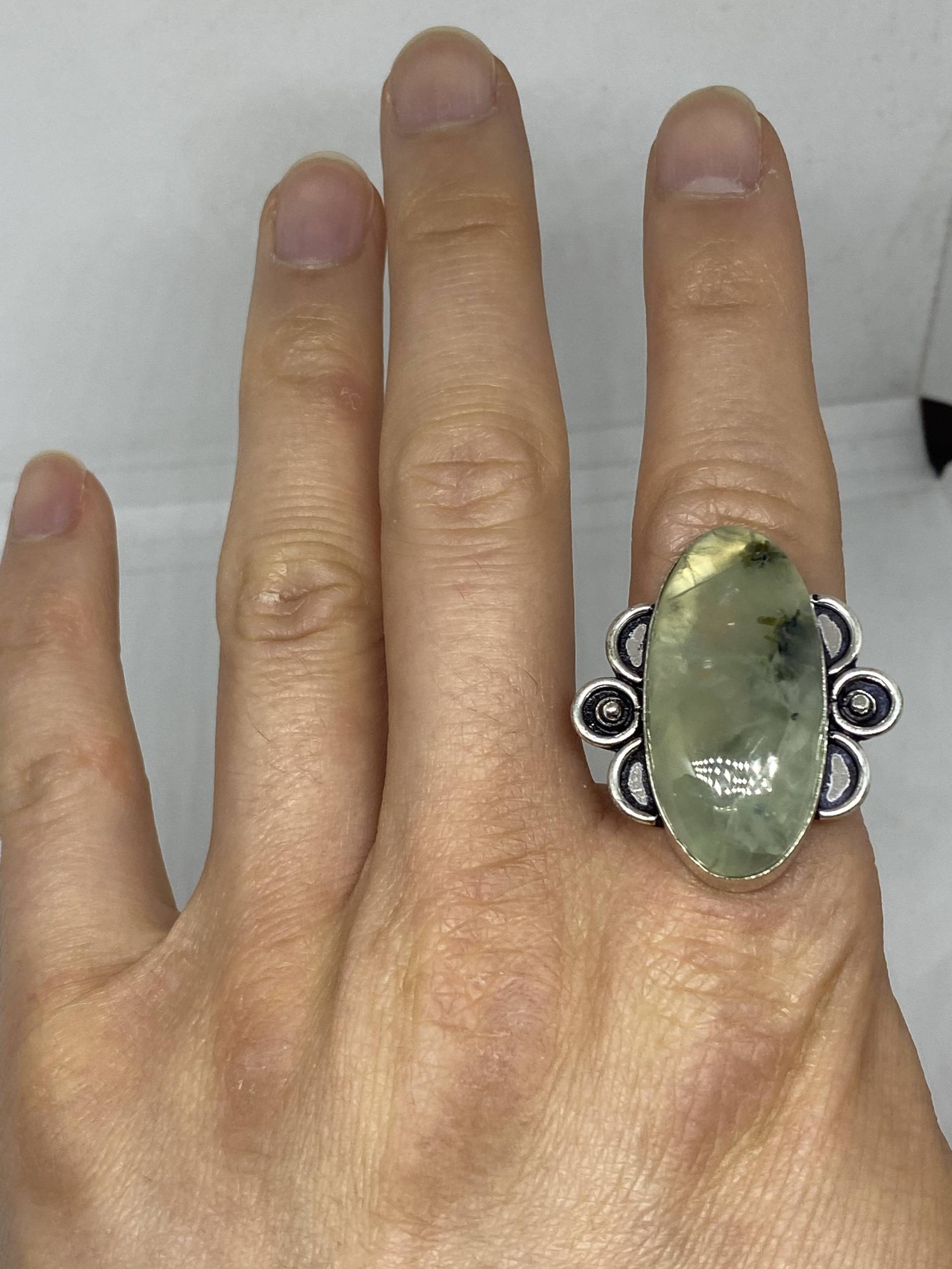 Vintage Grüner Nephrit Jade Ring von NemesisJewelryNYC