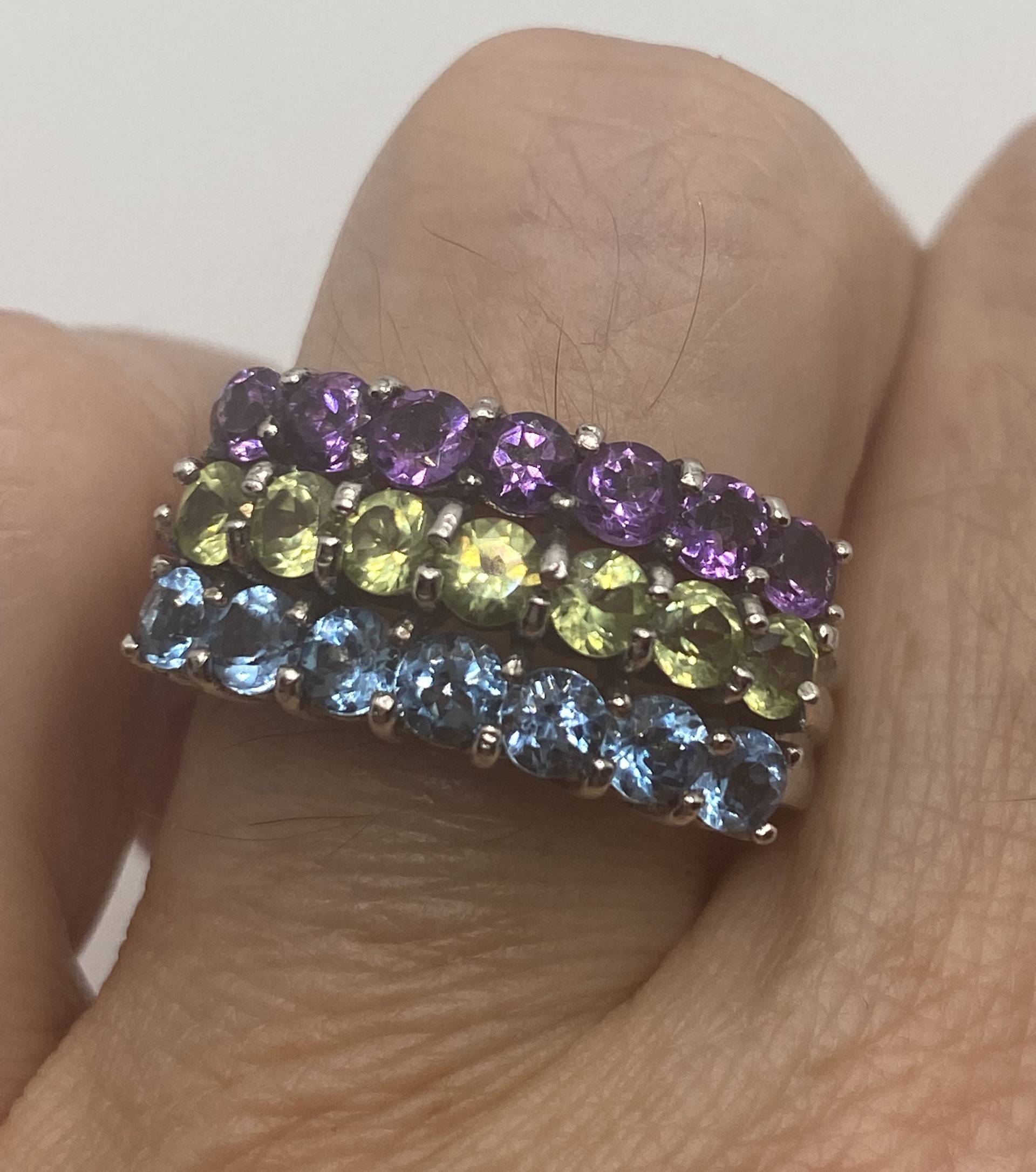 Vintage Grün Peridot Und Amethyst 925 Sterling Silber Gothic Stern Ring Vintage Grün Peridot Und Amethyst 925 Sterling Silber Gothic Stern Ring von NemesisJewelryNYC