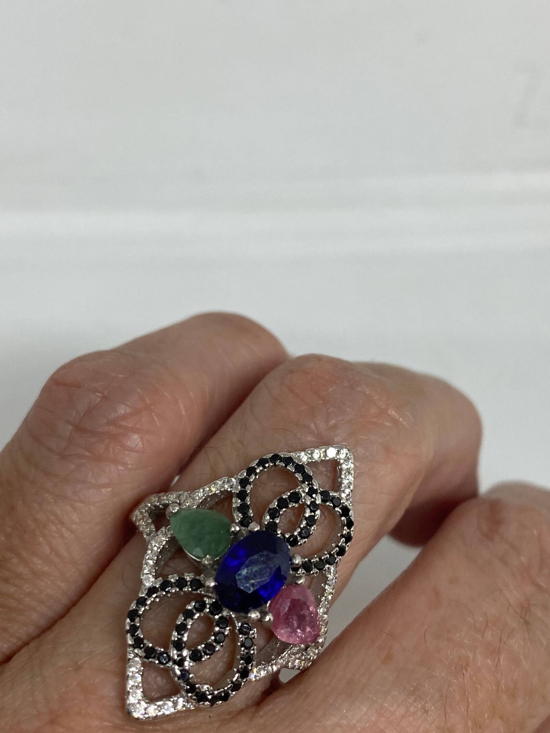 Vintage Grün Smaragd Rubin Und Saphir 925 Sterling Silber Ring Größe 7 Vintage Grün Smaragd Rubin Und Saphir 925 Sterling Silber Ring Größe 7 von NemesisJewelryNYC