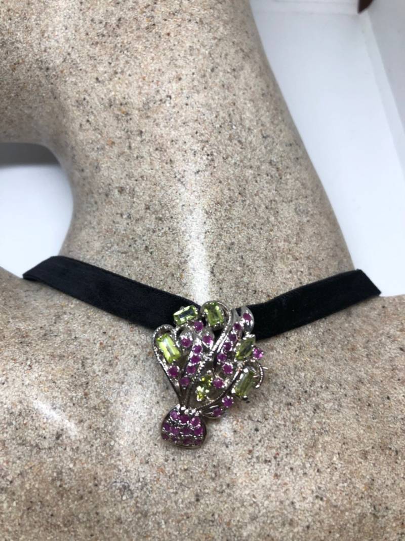 Vintage Handgemachte 925 Sterling Silber Echte Peridot Anhänger Brosche von NemesisJewelryNYC