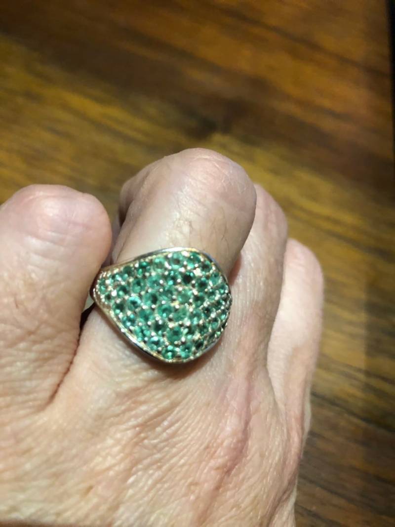 Vintage Handgemachte Echte Grün Smaragd Einstellung 925 Sterling Silber Gothic Ring von NemesisJewelryNYC