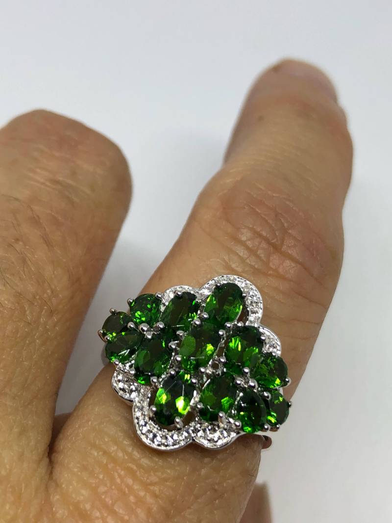 Vintage Handgemachte Echte Grüne Chromdiopsid Einstellung 925 Sterling Silber Gothic Ring von NemesisJewelryNYC