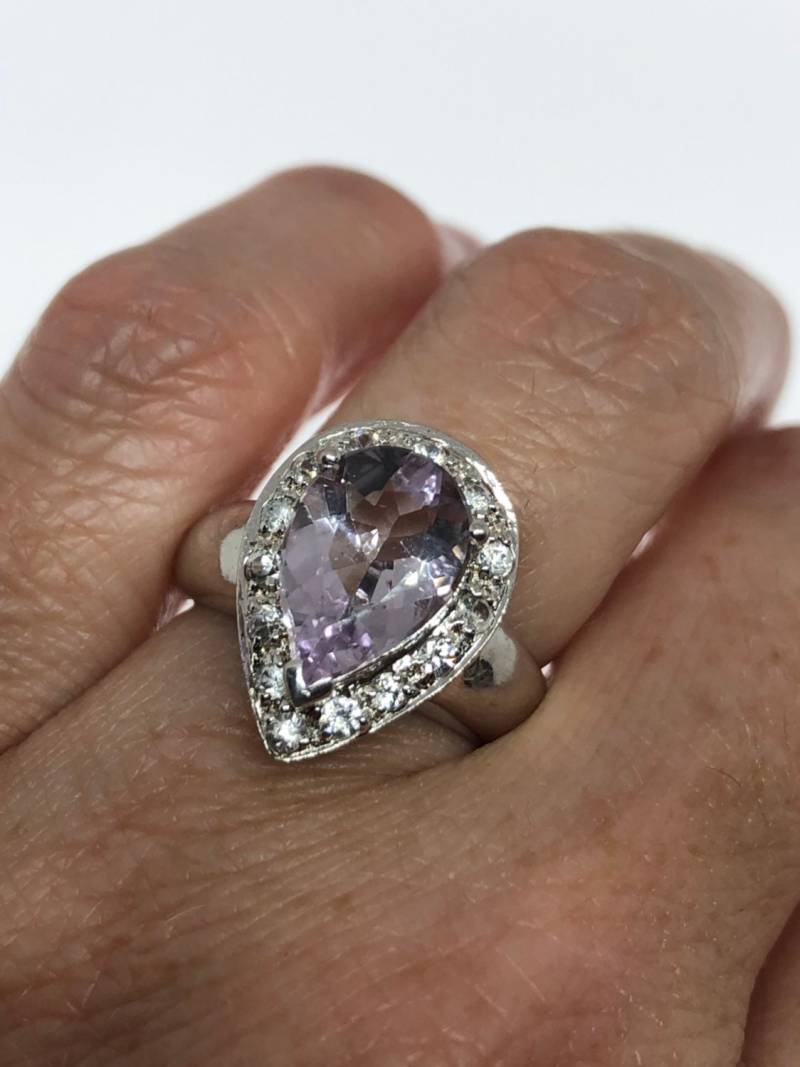 Vintage Handgemachte Echte Lila Amethyst Filigrane Einstellung 925 Sterling Silber Gothic Ring von NemesisJewelryNYC