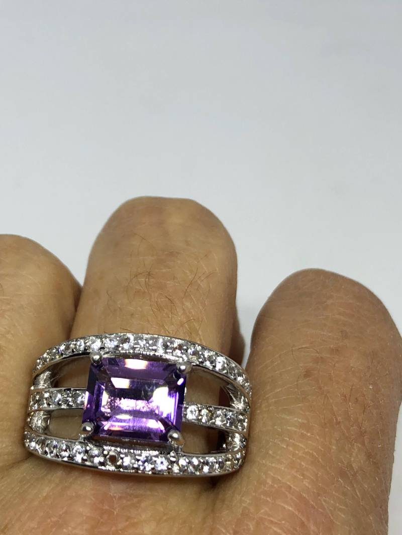 Vintage Handgemachte Echte Lila Amethyst Filigrane Einstellung 925 Sterling Silber Gothic Ring von NemesisJewelryNYC