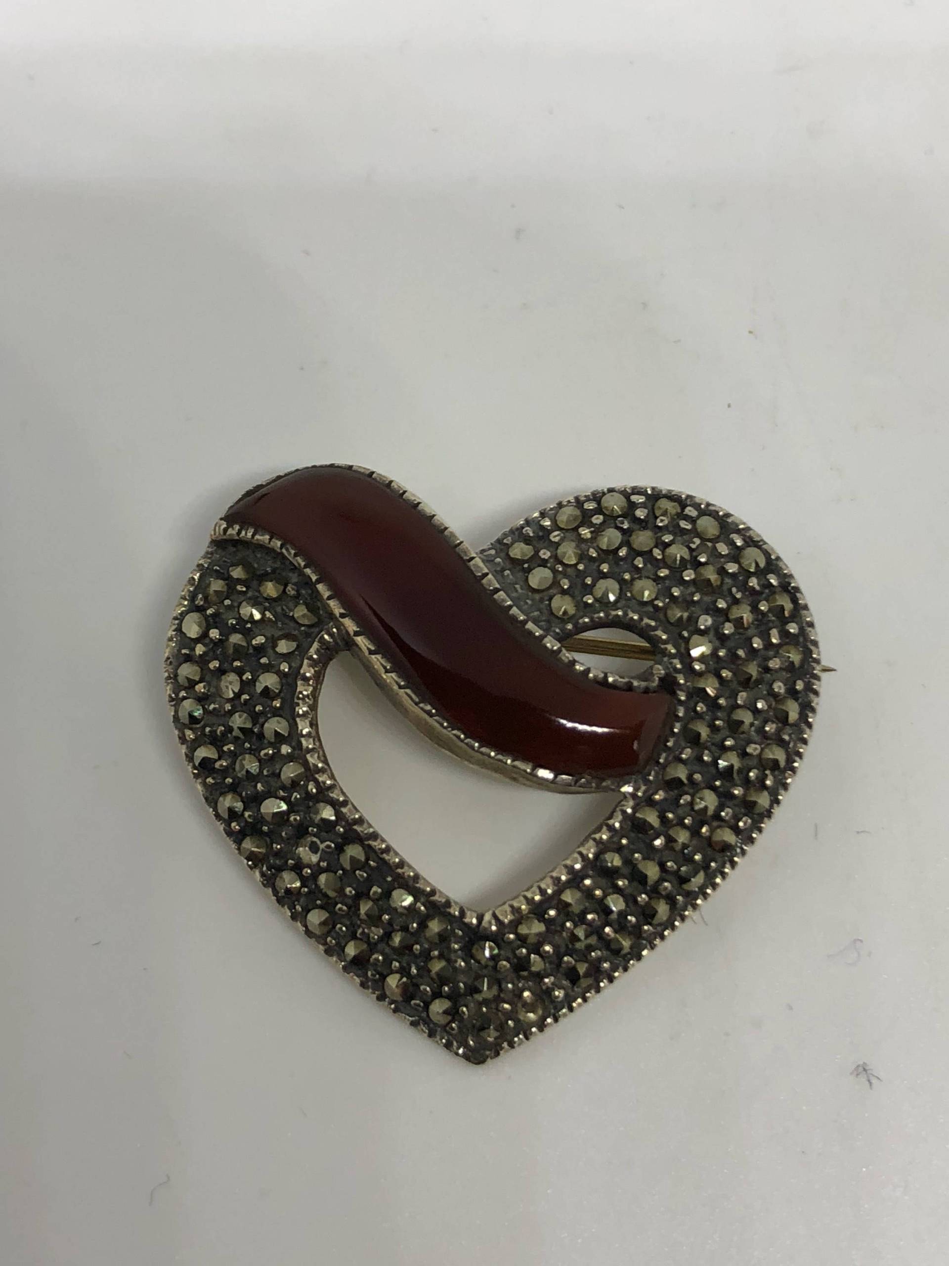 Vintage Handgemachte Echte Markasit 925 Sterling Silber Valentine Herz Brosche Vintage Handgemachte Echte Markasit 925 Sterling Silber Valentine Herz Brosche von NemesisJewelryNYC