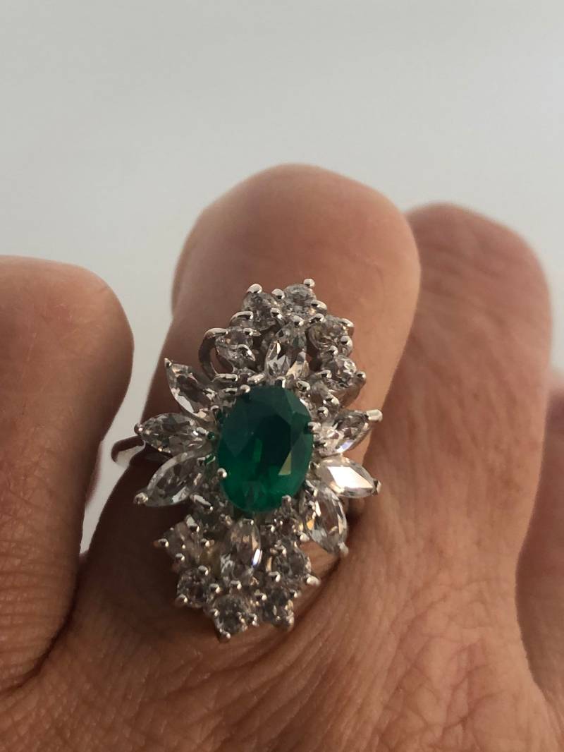 Vintage Handgemachte Echter Grüner Flourit Weißer Saphir Einstellung 925 Sterling Silber Ring von NemesisJewelryNYC