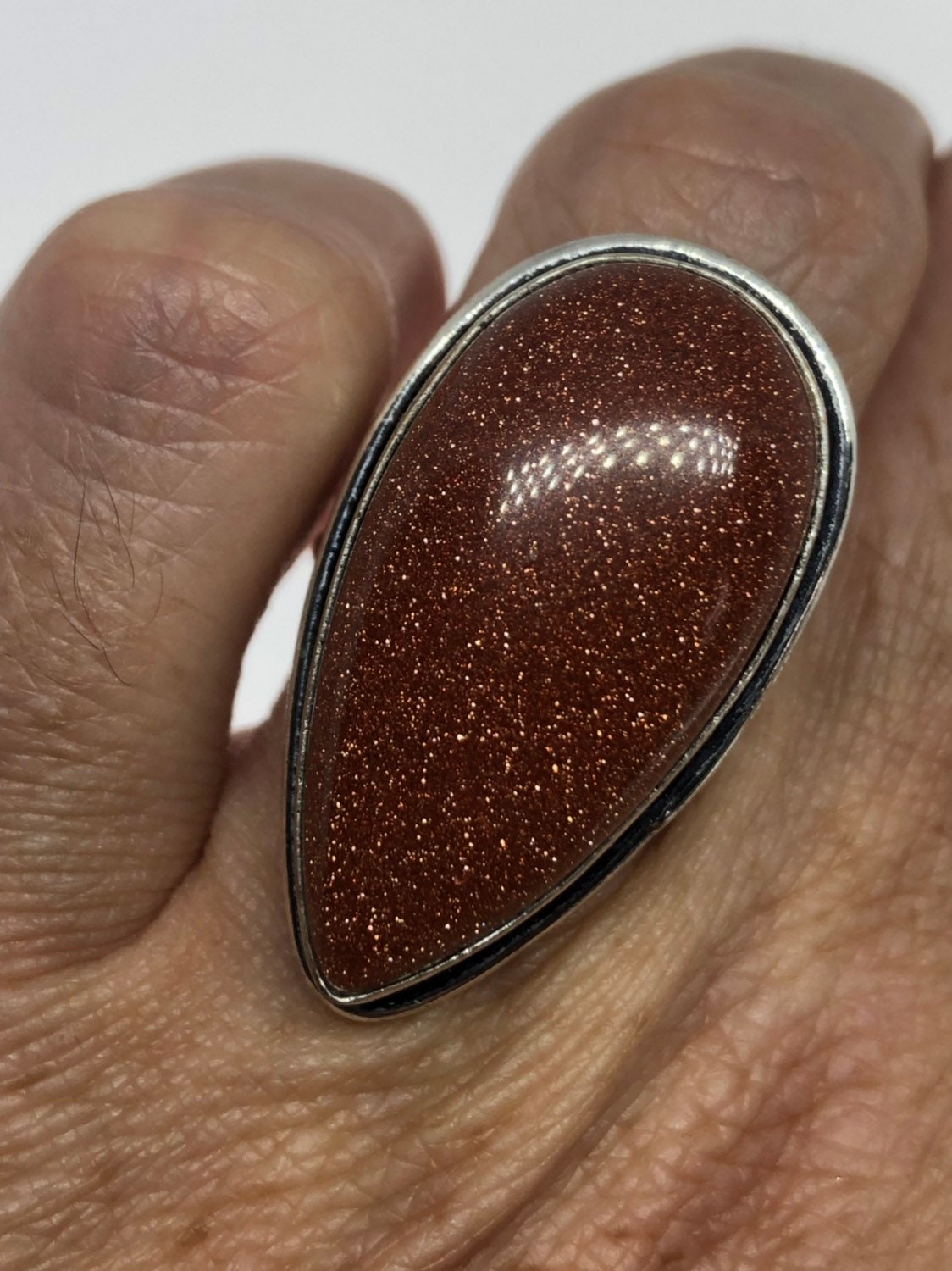 Vintage Handgemachte Gold Sandstein Einstellung Silber Ring von NemesisJewelryNYC