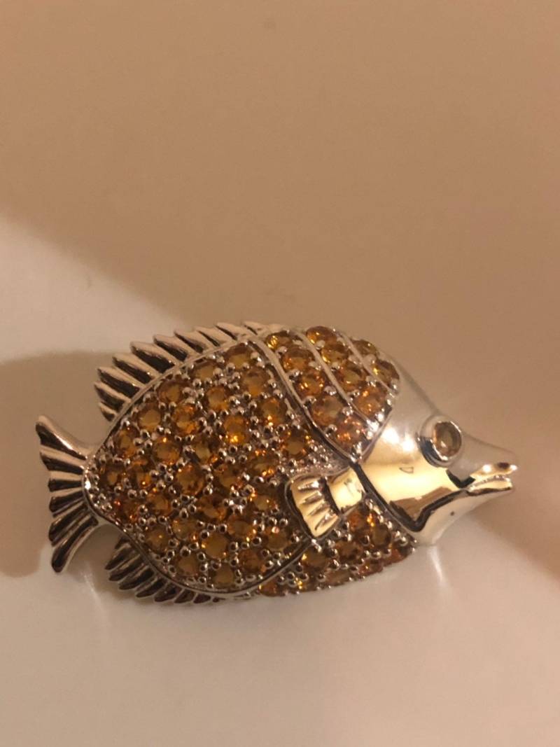 Vintage Handgemachte Goldene Citrin Sterling Silber Fisch Brosche von NemesisJewelryNYC