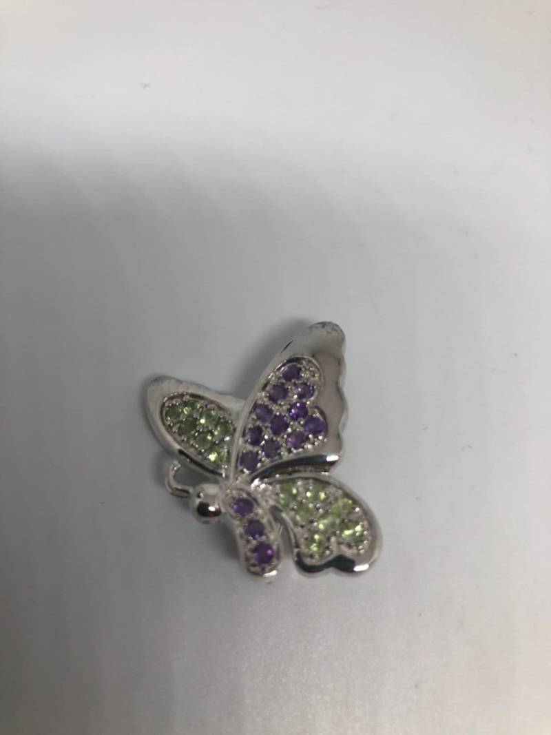 Vintage Handgemachte Peridot Und Amethyst Sterling Silber Schmetterling Brosche von NemesisJewelryNYC
