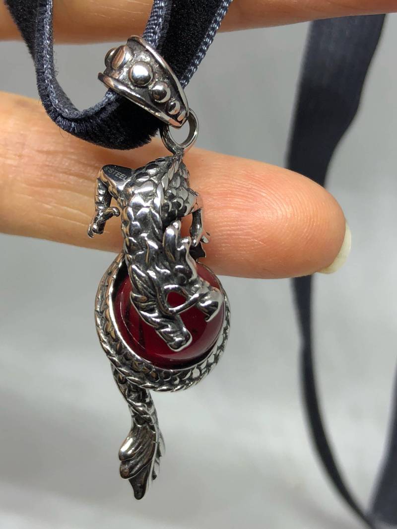 Vintage Handgemachte Silber Edelstahl Gothic Drachen Anhänger Halskette von NemesisJewelryNYC