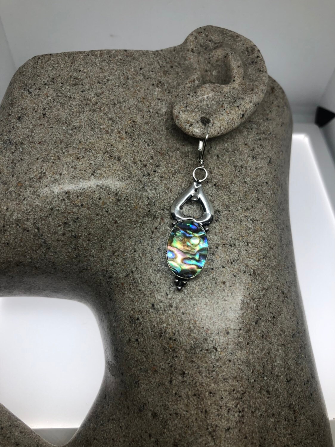 Vintage Handgemachte Silber Regenbogen Abalone Ohrringe von NemesisJewelryNYC
