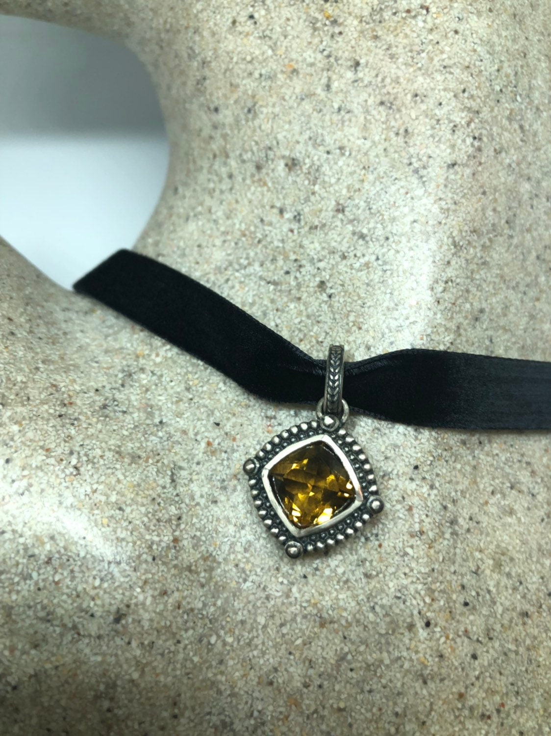 Vintage Handgemachte Sterling Silber Goldene Zitrone Citrin Anhänger Vintage Handgemachte Sterling Silber Goldene Zitrone Citrin Anhänger von NemesisJewelryNYC