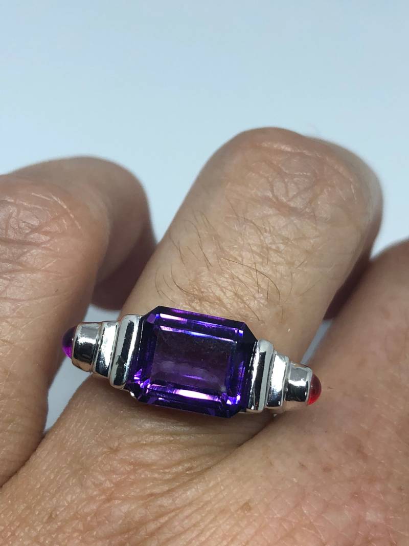 Vintage Handgemachte Tiefviolette Echte Amethyst-Einstellung 925 Sterling Silber Gothic Ring von NemesisJewelryNYC