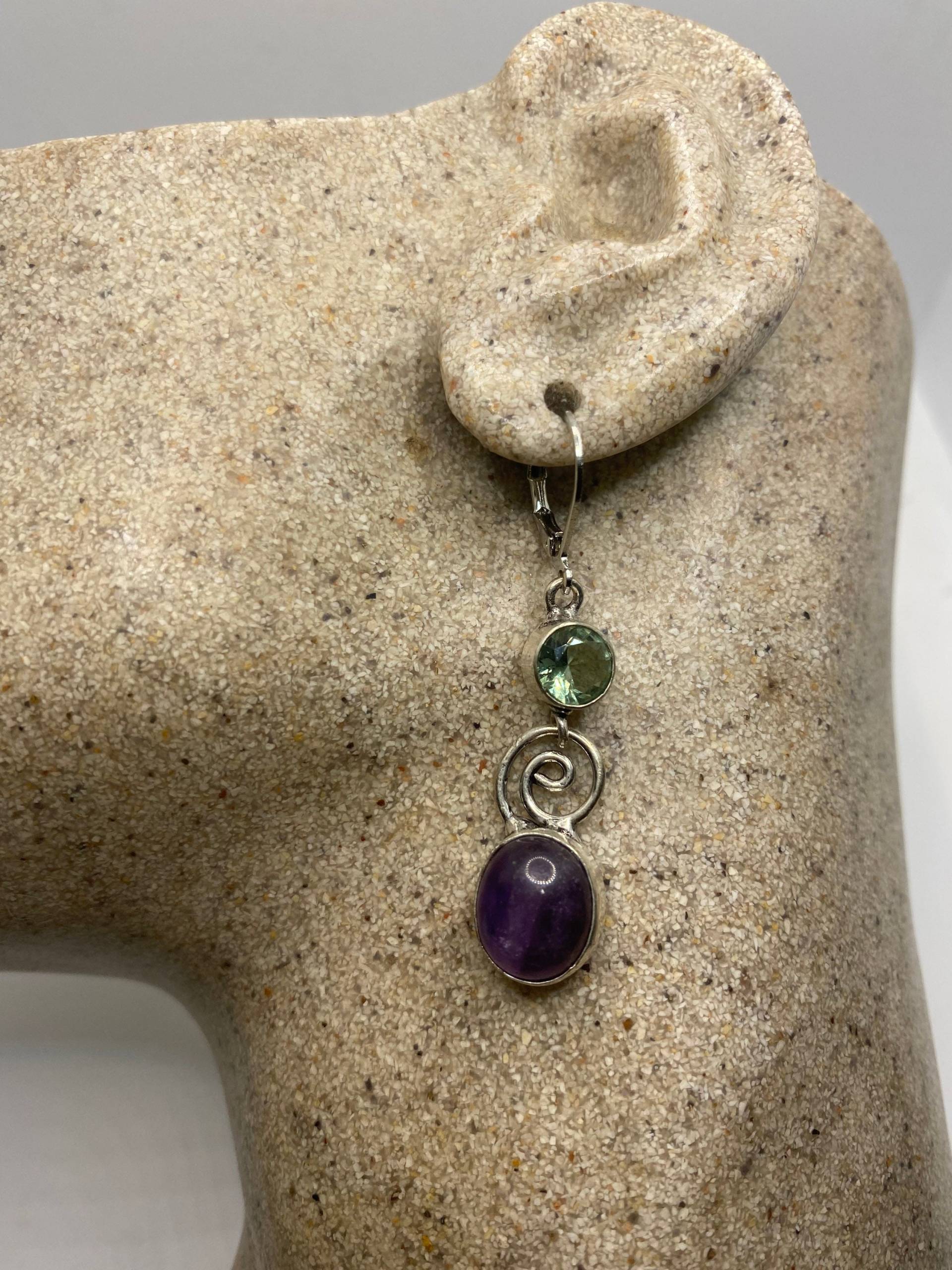 Vintage Lila Amethyst Grün Fluorit Ohrringe 925 Sterling Silber Klappbrisur von NemesisJewelryNYC