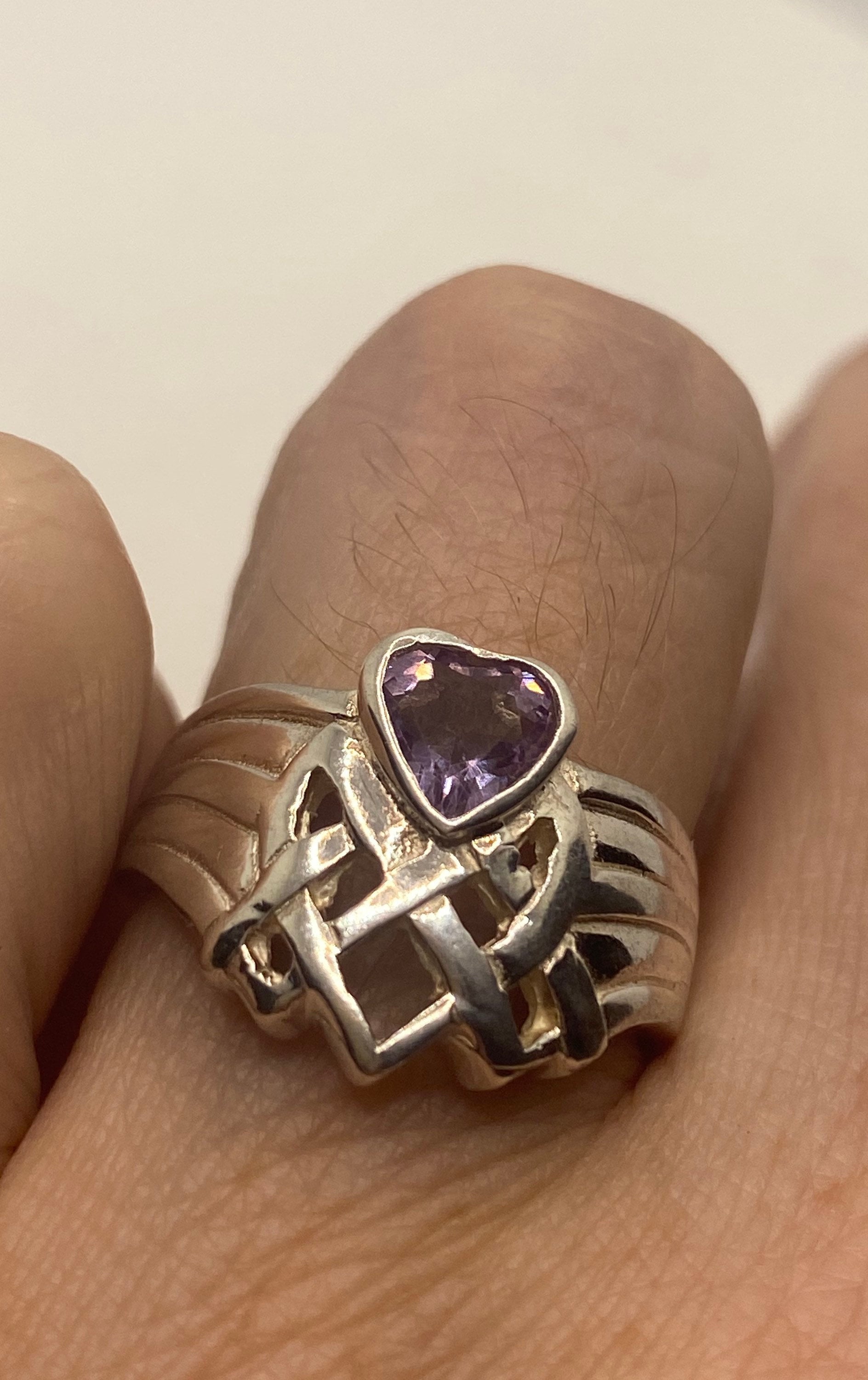 Vintage Lila Amethyst Herz 925 Sterling Silber Ring von NemesisJewelryNYC