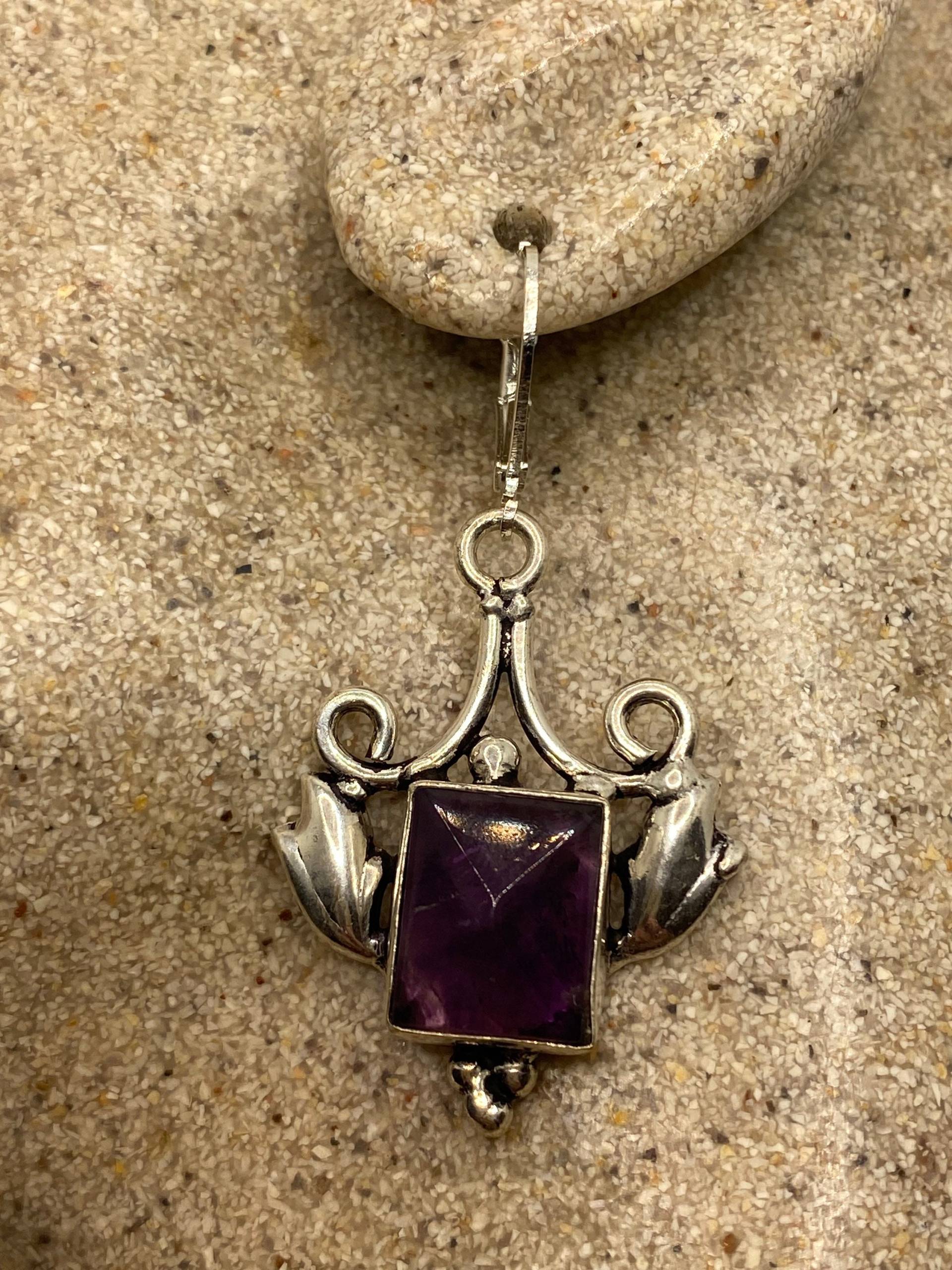 Vintage Lila Amethyst Ohrringe 925 Sterling Silber Klappbrisur von NemesisJewelryNYC