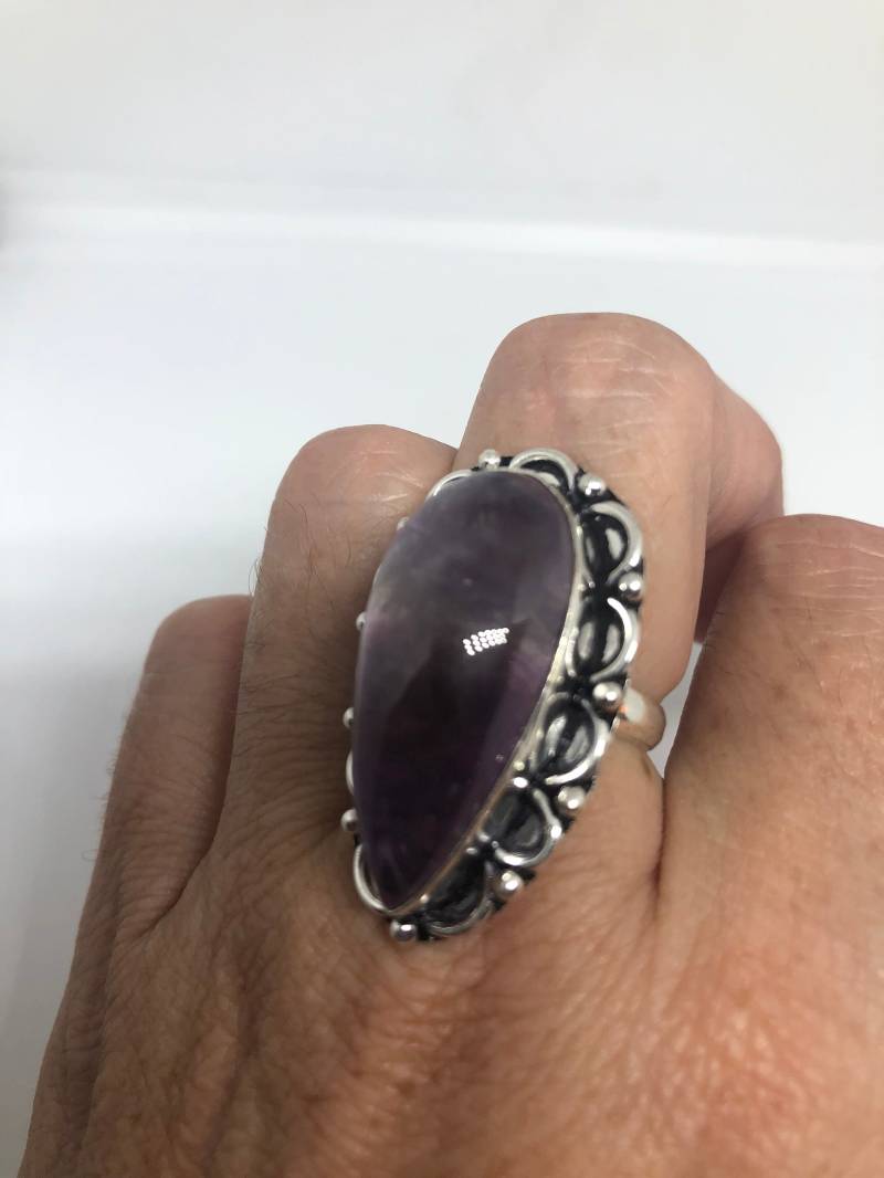 Vintage Lila Amethyst Silber Cocktail Statement Ring von NemesisJewelryNYC