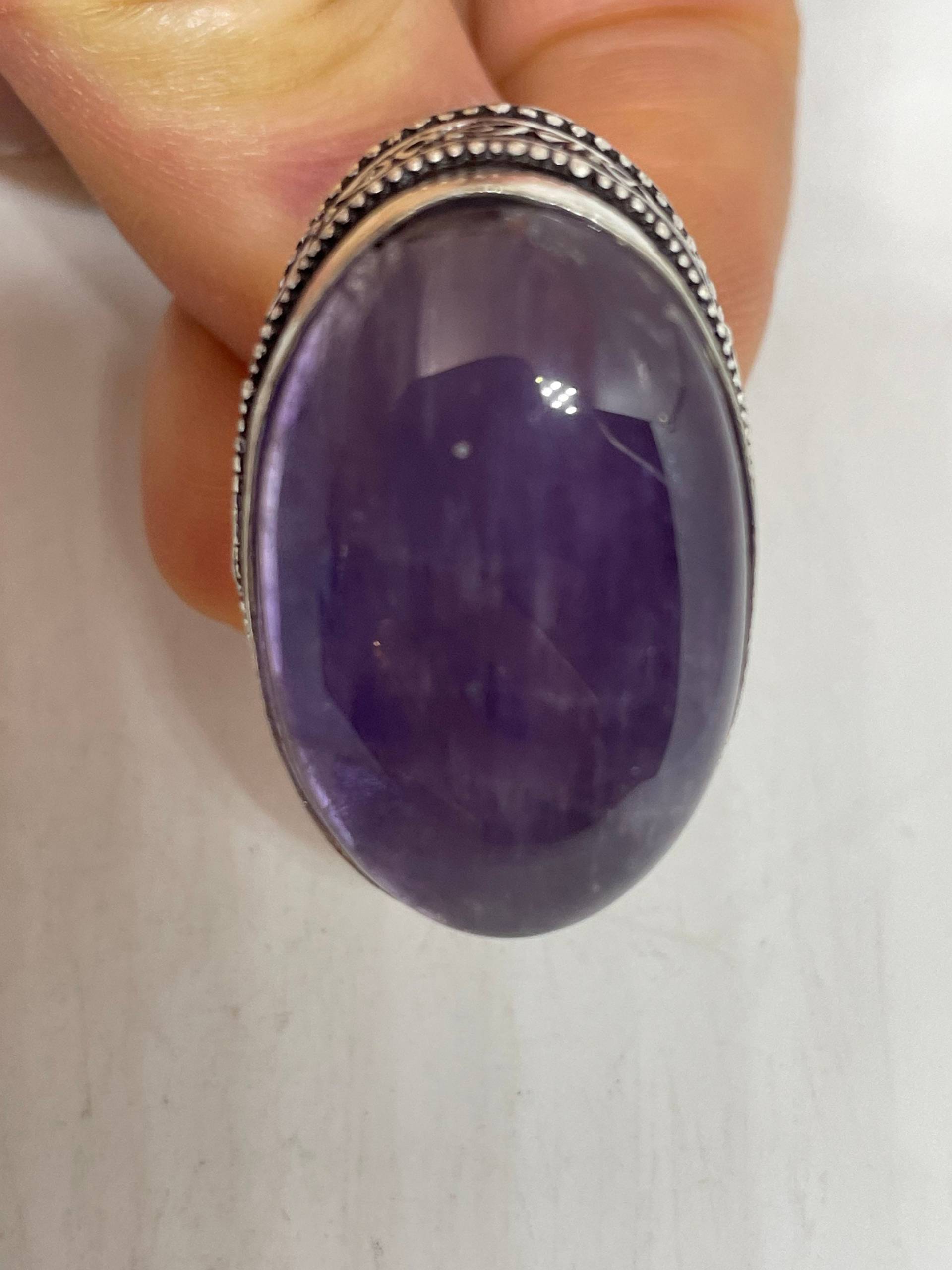 Vintage Lila Echter Amethyst Ring von NemesisJewelryNYC