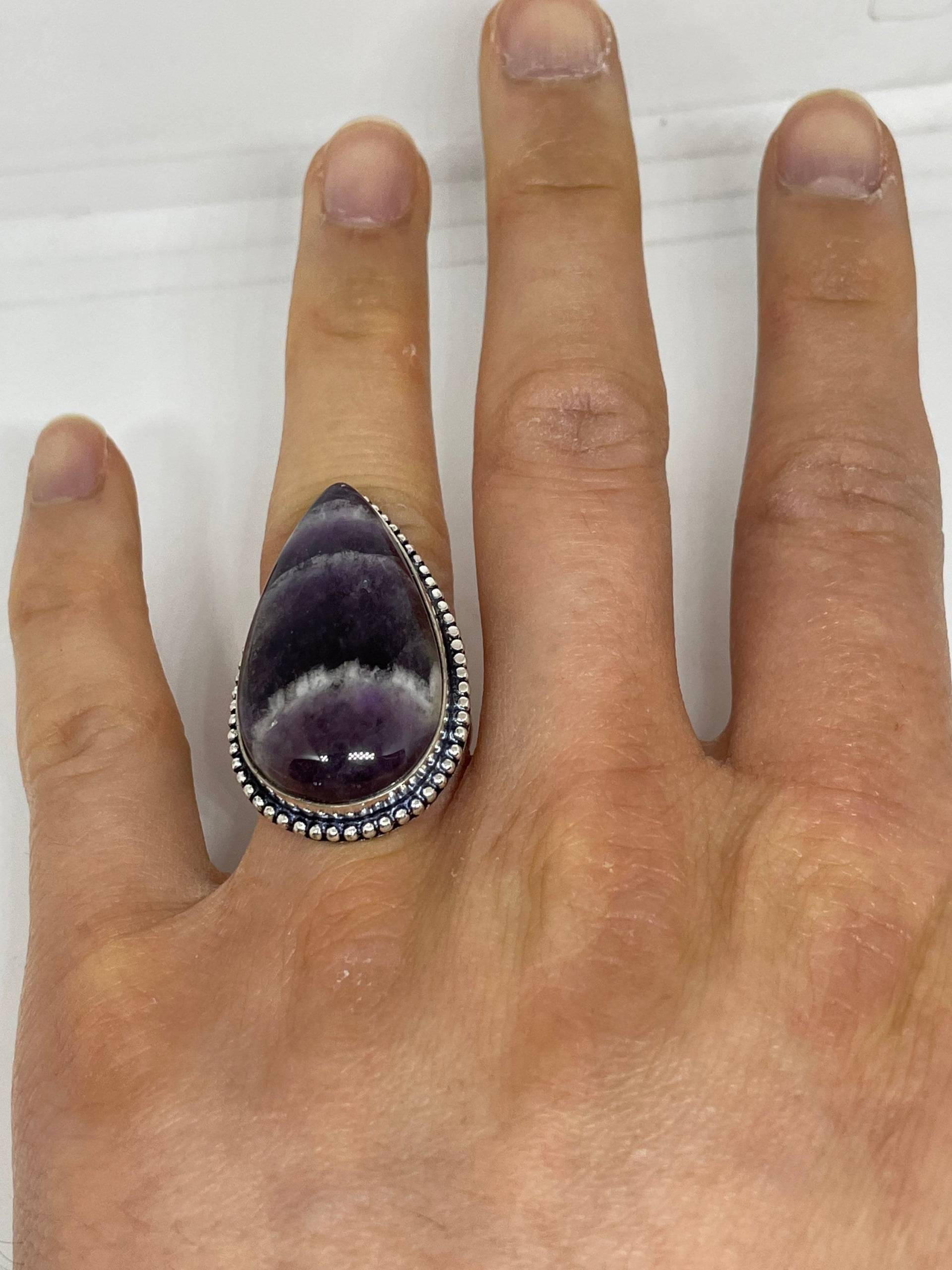 Vintage Lila Echter Amethyst Ring von NemesisJewelryNYC