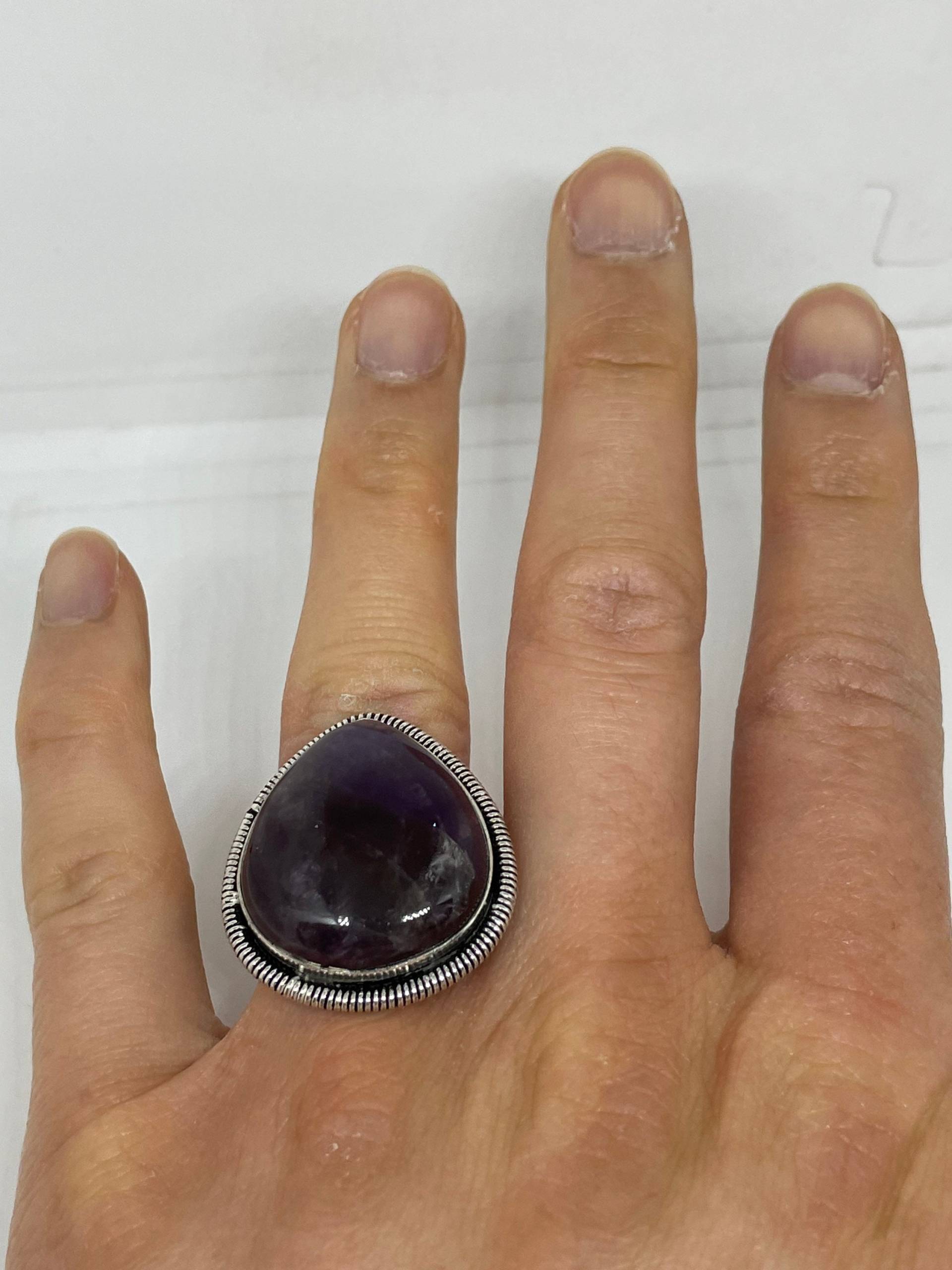 Vintage Lila Echter Amethyst Ring von NemesisJewelryNYC