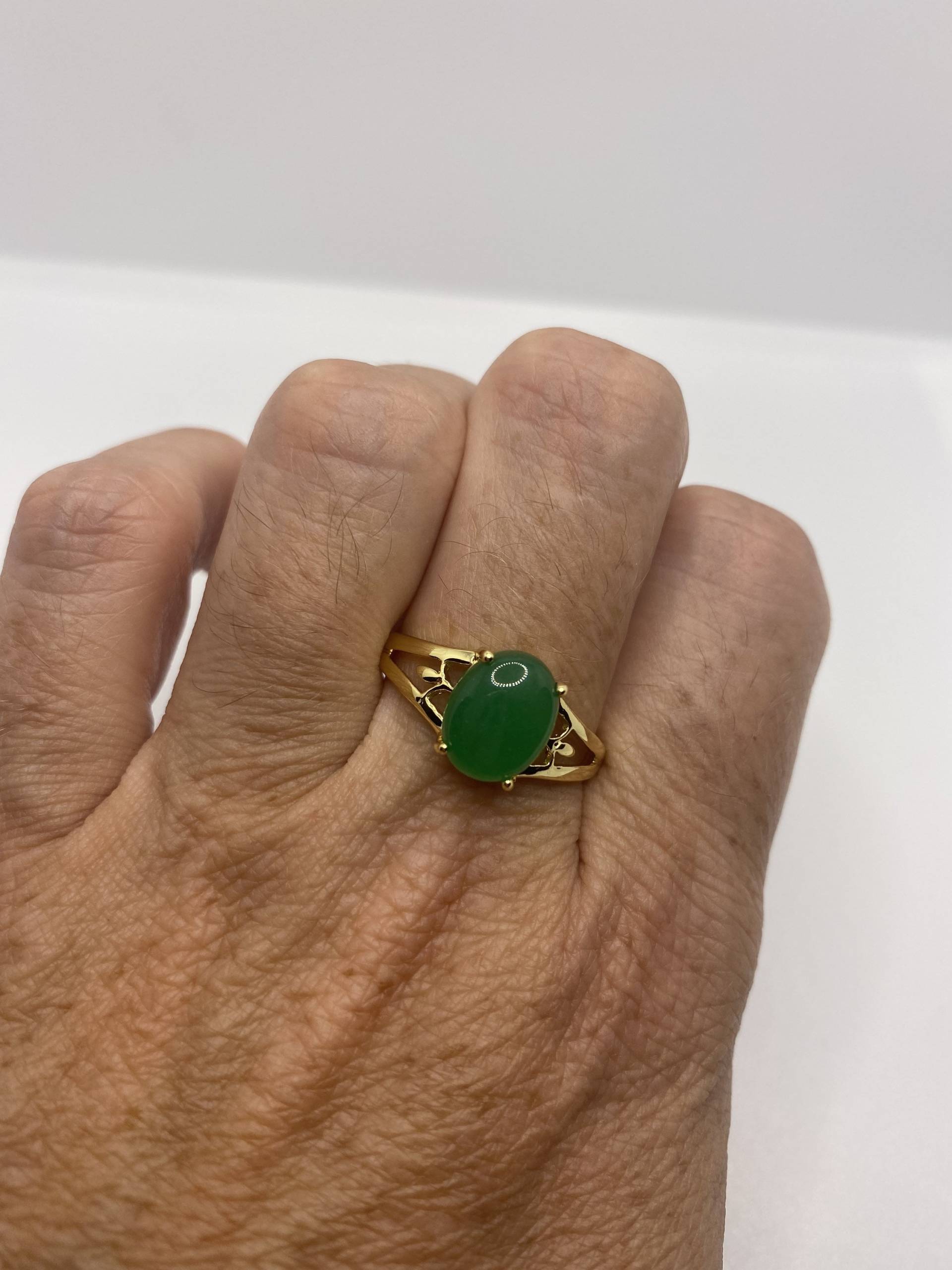 Vintage Lucky Grüner Nephrit Jade Ring von NemesisJewelryNYC