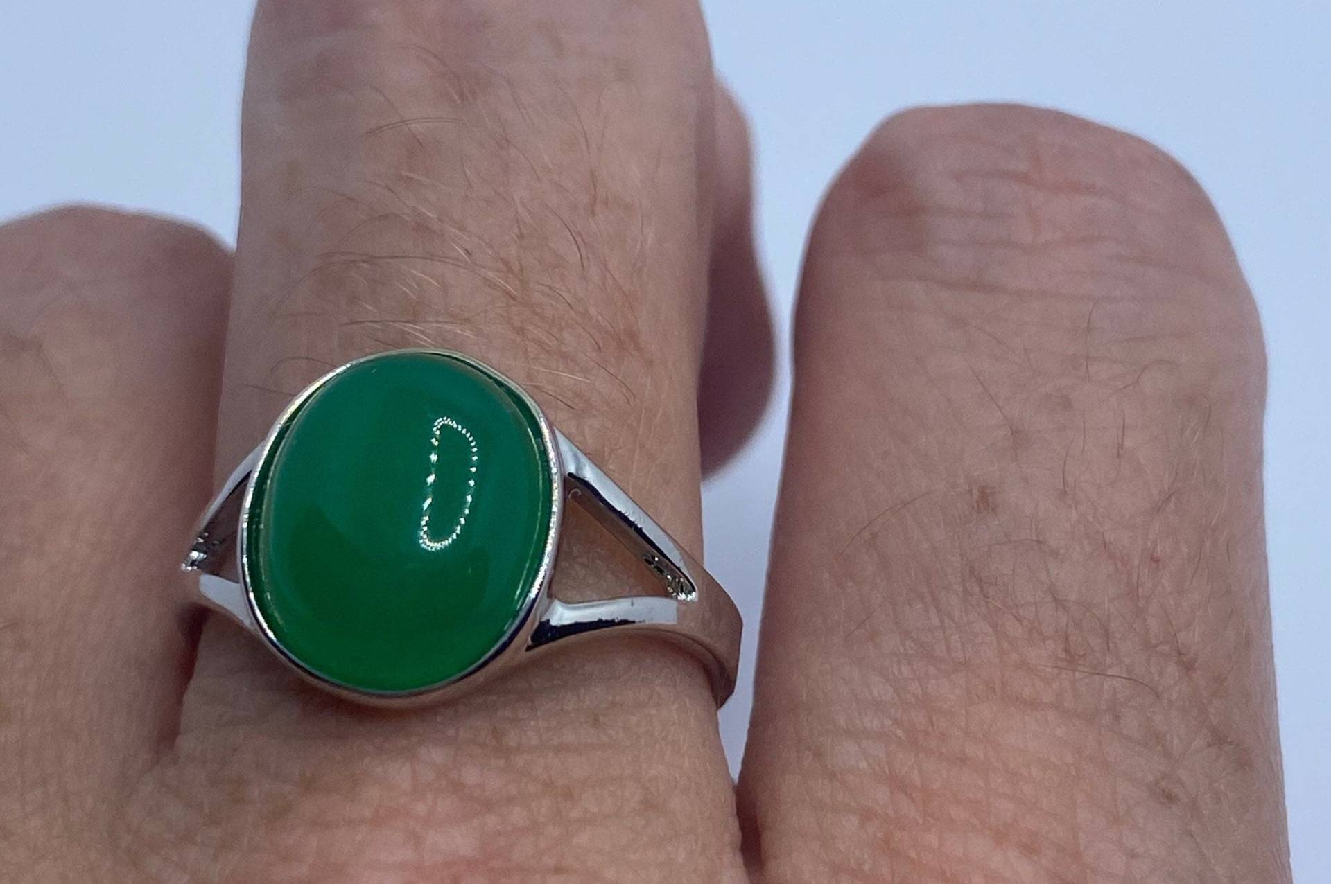 Vintage Lucky Grüner Nephrit Jade Ring von NemesisJewelryNYC