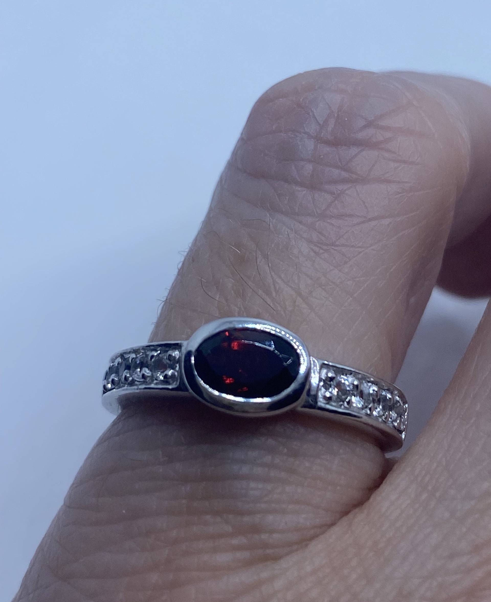 Vintage Rot Boho Granat Ring 925 Sterling Silber Cocktail Statement von NemesisJewelryNYC