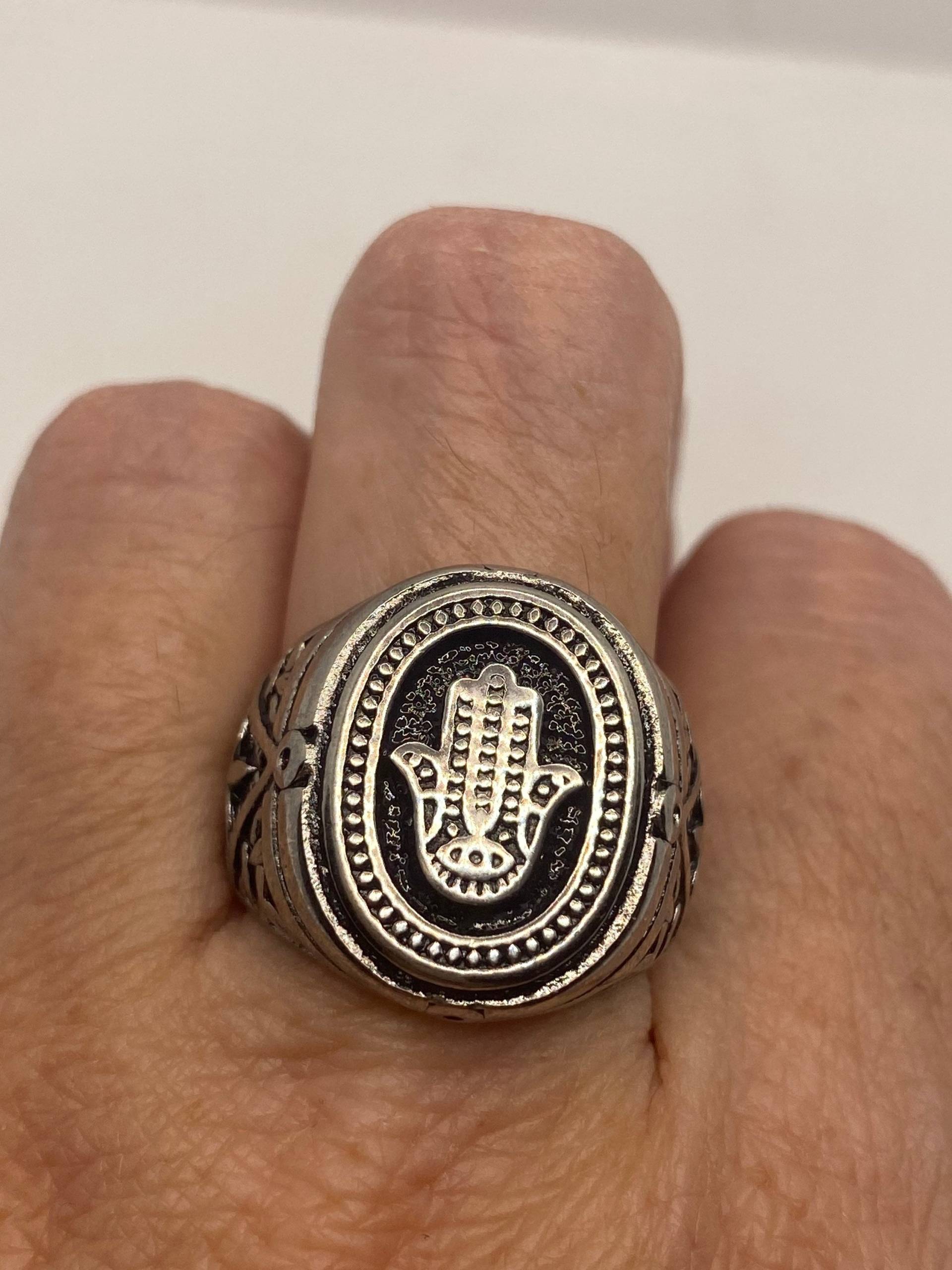 Vintage Silber Edelstahl Hand Der Fatima Herren Ring von NemesisJewelryNYC