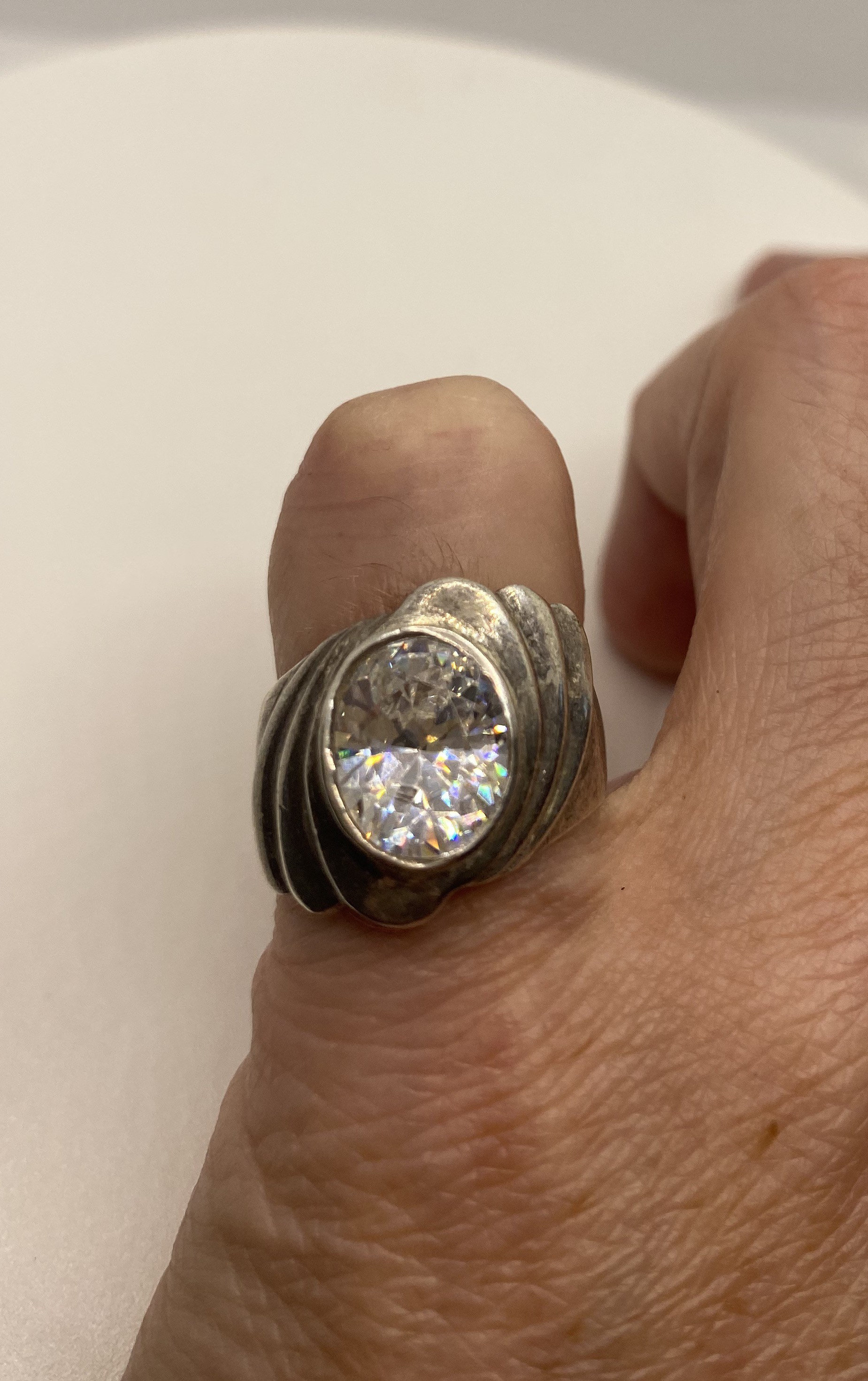 Vintage Zirkonia Kristall Sterling Silber Ring Größe 8 Vintage Zirkonia Kristall Sterling Silber Ring Größe 8 von NemesisJewelryNYC