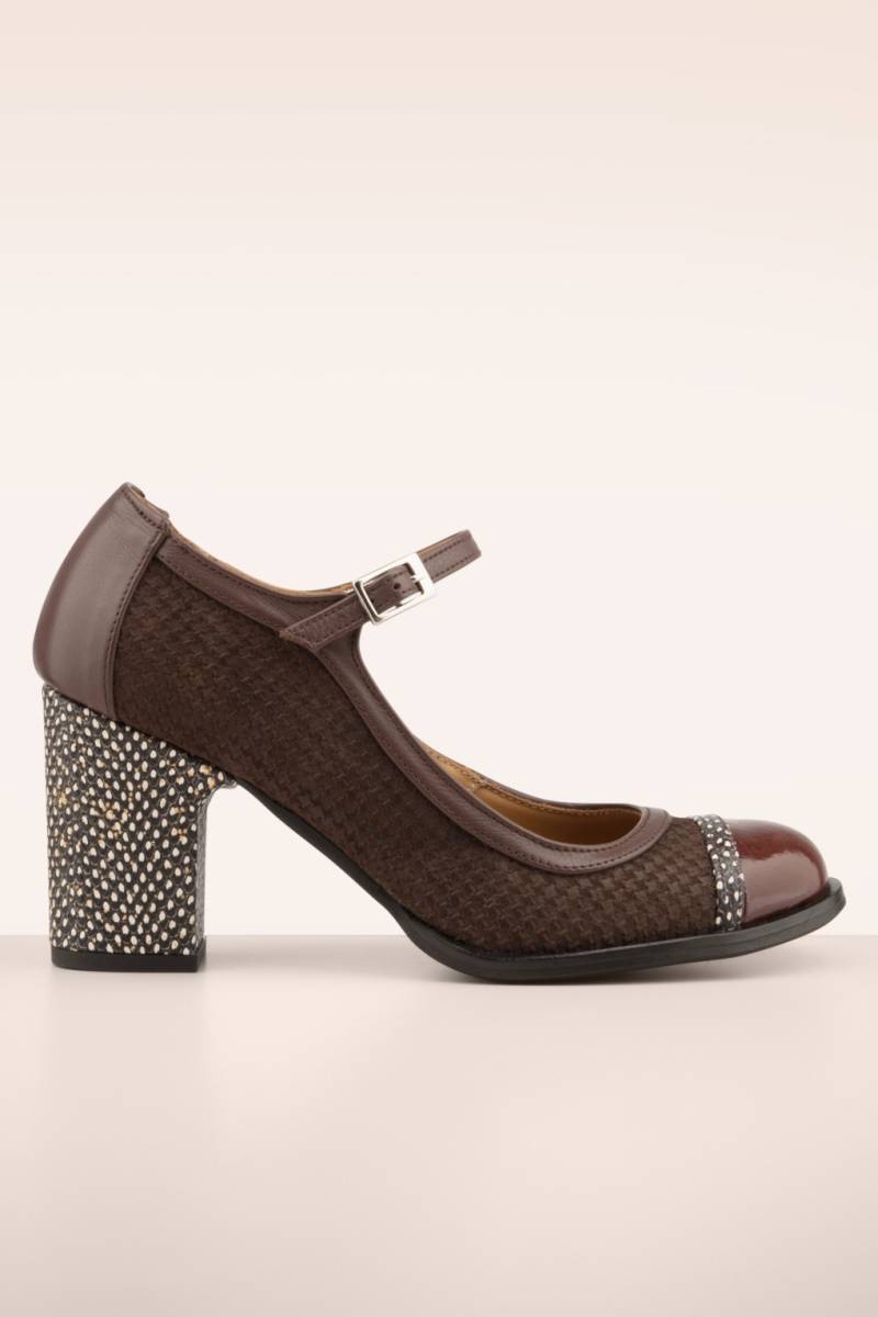 Juliet Mary Jane Pumps in Braun von Nemonic