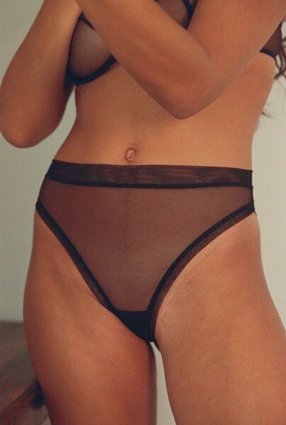 Nénés Mira High Waist Slip - Schwarz von Nénés