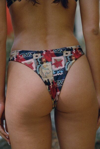 Nénés Tanga Agathe von Nénés