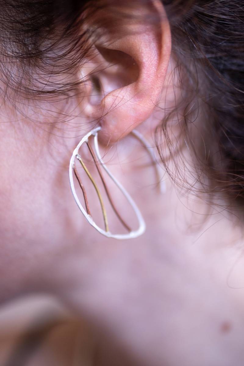 Halbmond Ohrringe Gemischte Metallreifen, Boho Sterling Gehämmerte Ring Ohrringe, Große Halbkreis Ohrringe, Original Silber Halbmond Ohrringe Gemischte Metallreifen, Boho Sterling Gehämmerte Ring Ohrringe, Große Halbkreis Ohrringe, Original Silber von NeoTribalJoyas