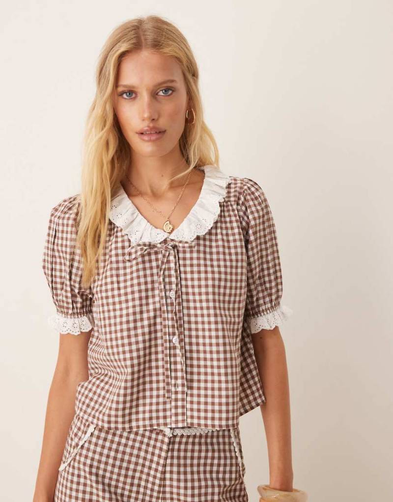 Neon Rose - Bluse in Braun mit Vichy-Karo und Kragen mit Lochstickerei, Kombiteil von Neon Rose