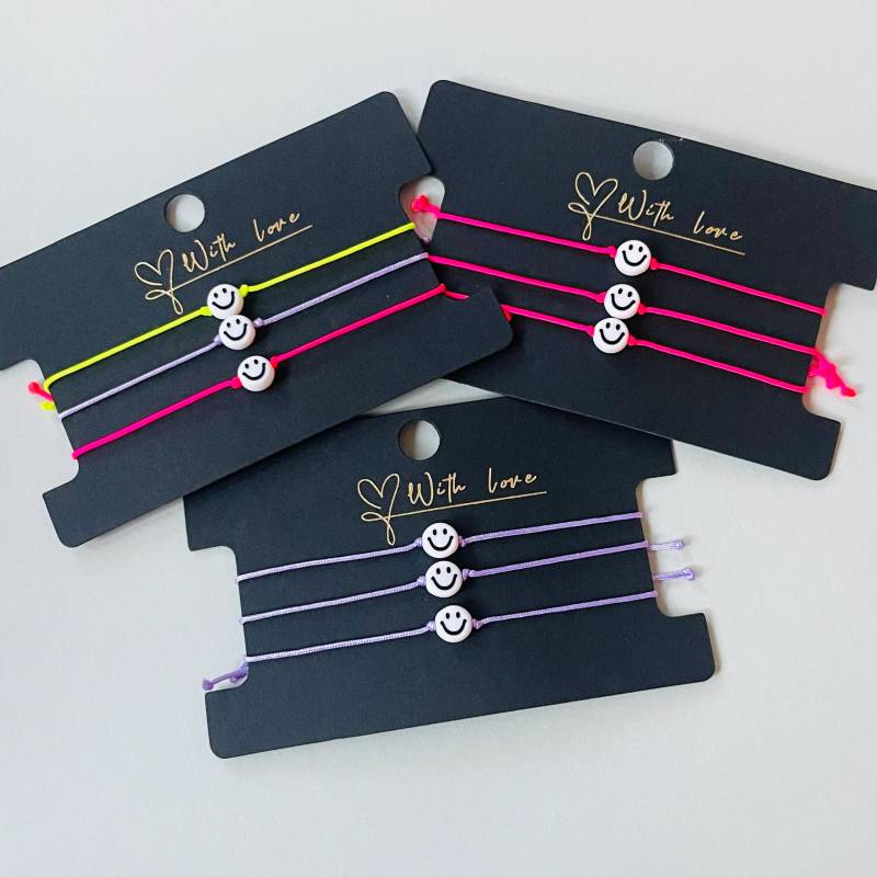 3Er Set Armband Fein Makramee Buntes Minimalistisch Mit Smiley Neon Pink Gelb Lila von NeonkissDE