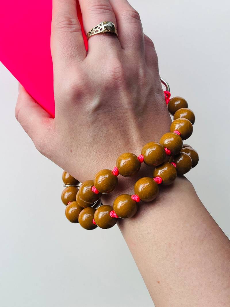 Handykette Holzperlen Pink Braun Schlüsselkette Neon von NeonkissDE