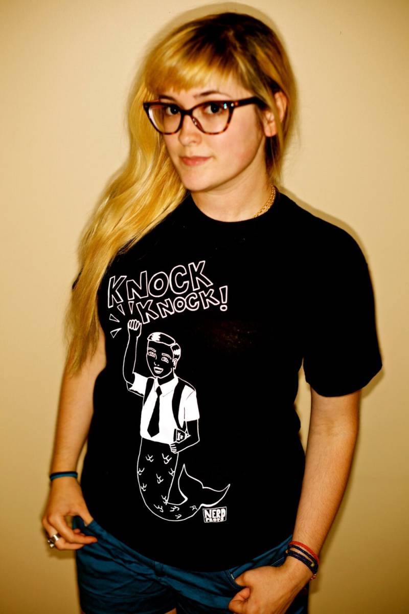 Abstand Mormaid Mermon - Mormon Mermaid Shirt Unisex Abstand Mormaid Mermon - Mormon Mermaid Shirt Unisex von NerdProps