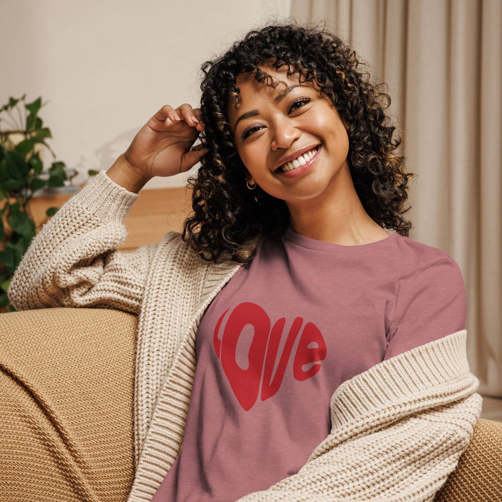 Motiv Love | T-Shirt Geschenk Motiv Love | T-Shirt Geschenk von NerdicSpirit