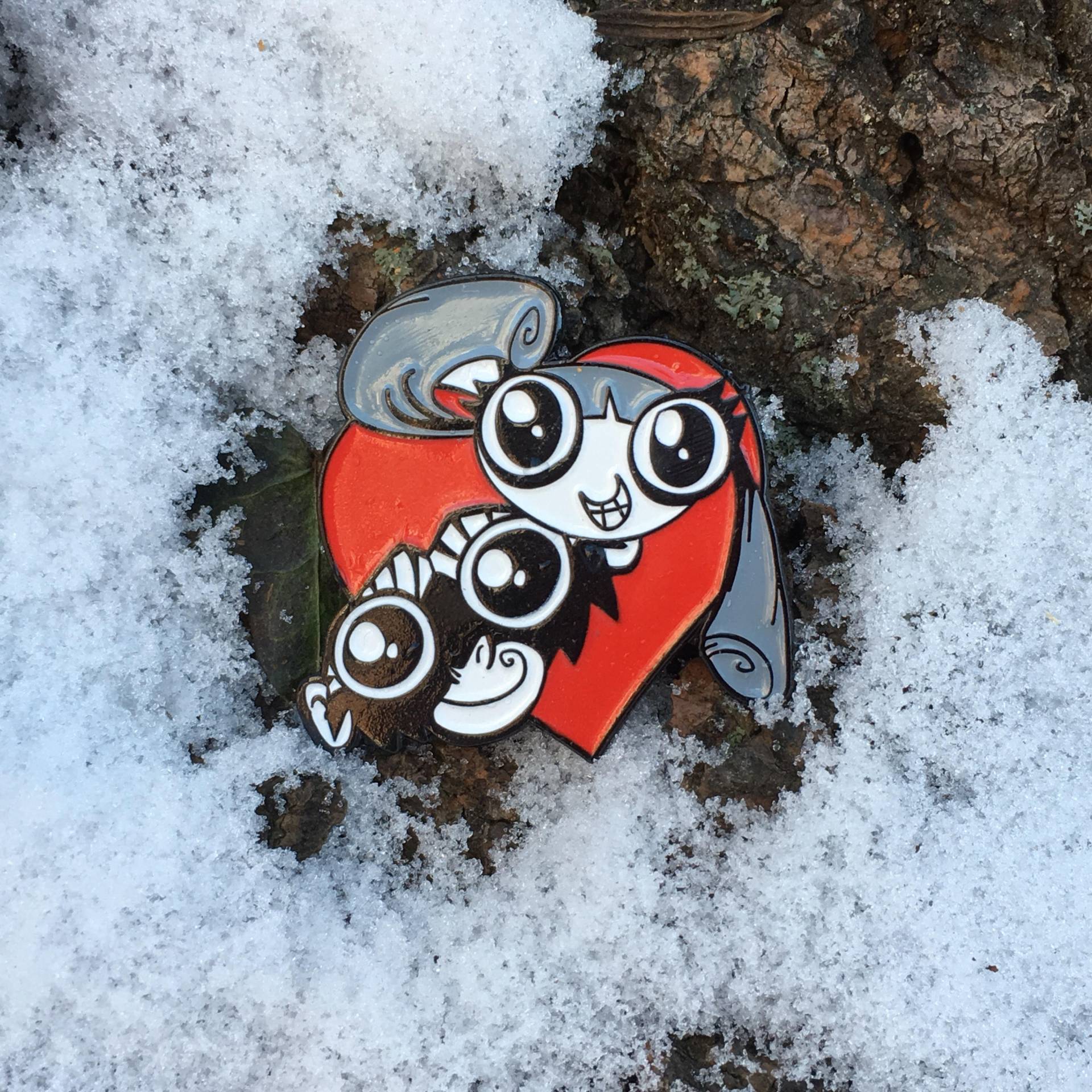 Affe Cartoon Herz Emaille Pin Affe Cartoon Herz Emaille Pin von Nerdmatters