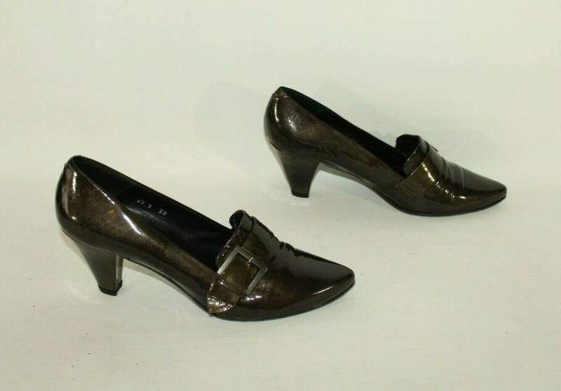 Vintage Damen Khaki Patient Leder Audley Pointed Mid Heel Court Schuhe Größe 5/38 von NeringasVintageStore
