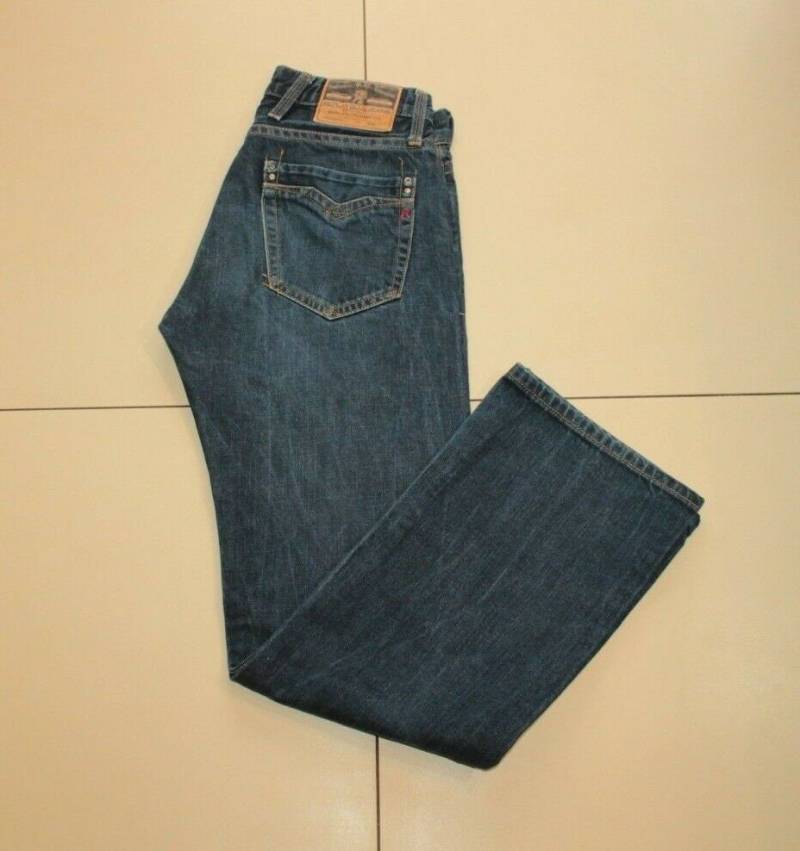 Vintage Herren Blue Denim Replay Knopf Straight Leg Stonewashed Jeans W 29 L 30 von NeringasVintageStore