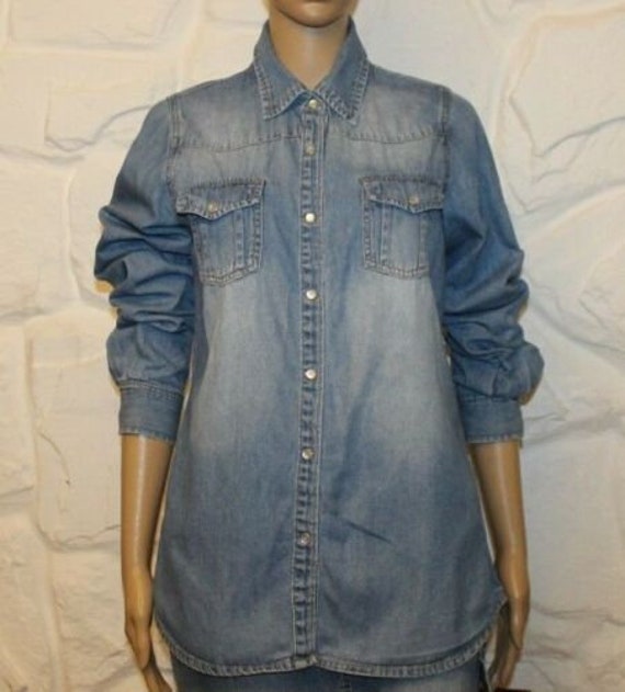 Vintage Superb Blue Denim Milla Popper Long Sleeve Casual Hip Length Top Shirt Size S von NeringasVintageStore