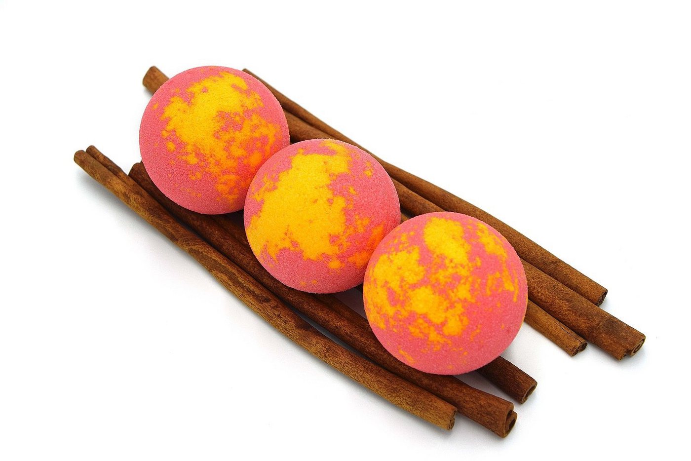 Nesbel - Spüren Sie die Reinheit? Badekugel Granatapfel 125 g, 1-tlg., Badebombe Badezusatz Wellness Geschenk Nesbel - Spüren Sie die Reinheit? Badekugel Granatapfel 125 g, 1-tlg., Badebombe Badezusatz Wellness Geschenk von Nesbel - Spüren Sie die Reinheit?