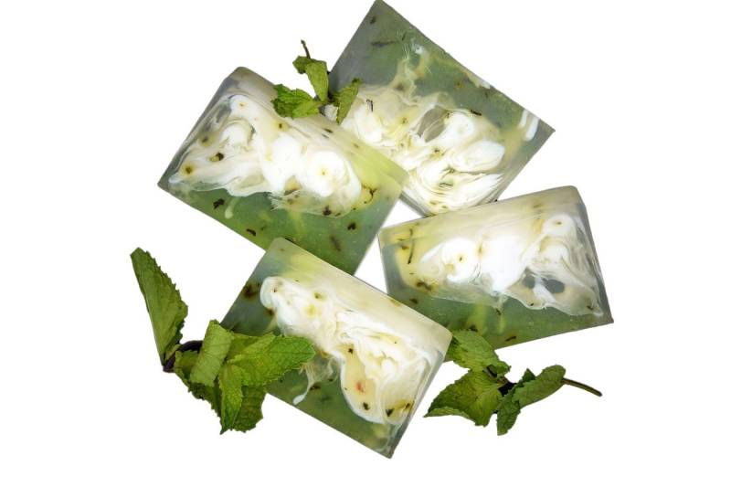 Nesbel - Spüren Sie die Reinheit? Handseife Pfefferminz, Glycerin Hand-und Dusch Seife mit Ziegenmilch 100g von Nesbel - Spüren Sie die Reinheit?