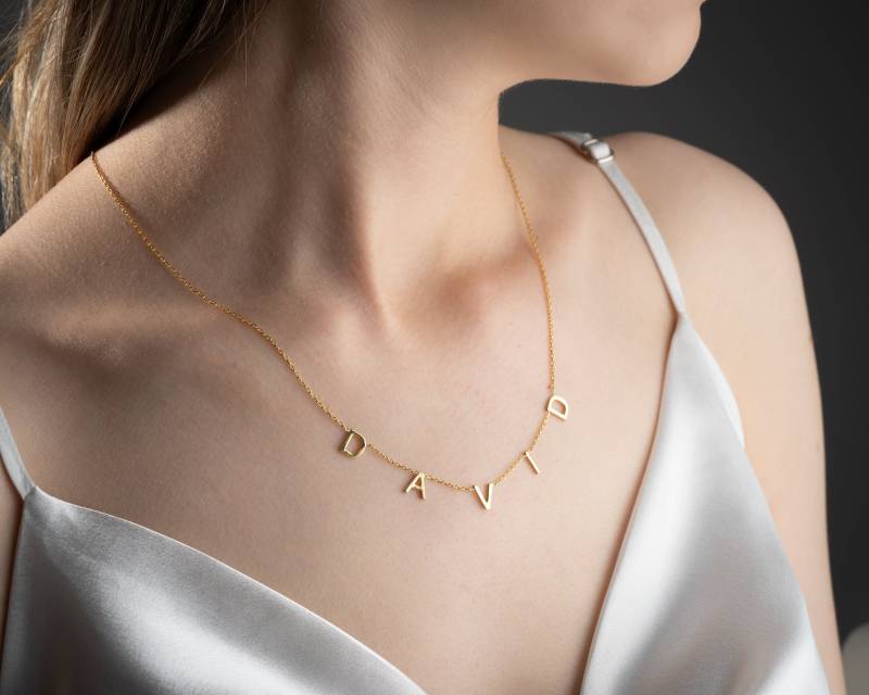 14K Gold Namen Halskette Personalisierte Typenschild Name Buchstabe Schichtung Halsketten Benutzerdefinierte Erste Kinder von NeshelyJewelry