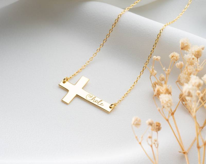 Gold Kreuz Halskette Für Frauen Silber Name Mit Gravur Zierliche Rose Kruzifix Anhänger Weihnachtsgeschenke von NeshelyJewelry